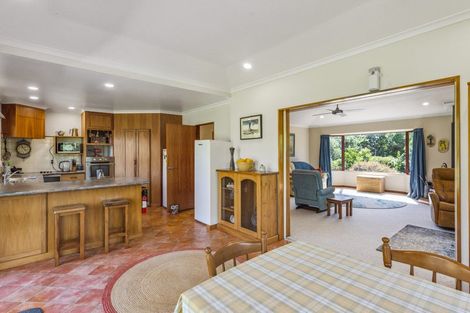 Photo of property in 140 Paetawa Road, Peka Peka, Waikanae, 5391