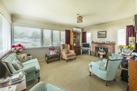Photo of property in 7 Sunrise Avenue, Murrays Bay, Auckland, 0630