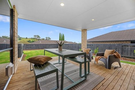 Photo of property in 48 Rosella Drive, Welcome Bay, Tauranga, 3112