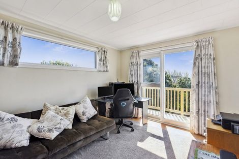 Photo of property in 7 Nuhaka Place, Paraparaumu Beach, Paraparaumu, 5032