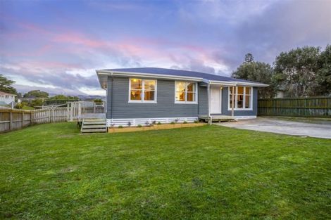 Photo of property in 27 Te Puke Street, Titahi Bay, Porirua, 5022