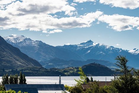 Photo of property in 56 Manuka Crescent, Wanaka, 9305