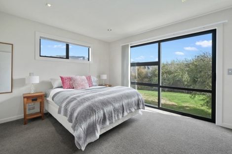 Photo of property in 16 Islington Place, Wanaka, 9305