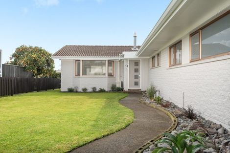 Photo of property in 15 Hookey Drive, Te Puke, 3119