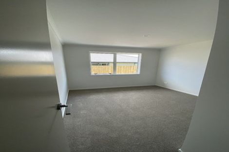 Photo of property in 14 Kohekohe Drive, Owhata, Rotorua, 3010