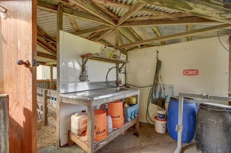Photo of property in 1038 State Highway 4, Parikino, Whanganui, 4573