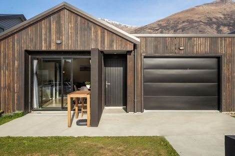 Photo of property in 26 Huxley Place, Lake Hayes, Queenstown, 9304