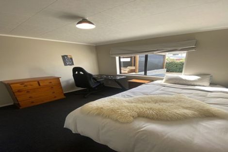 Photo of property in 12 Millen Place, Clarks Beach, 2122