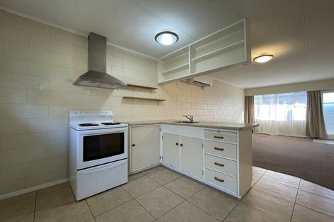 Photo of property in 5 Ranfurly Street, Hokowhitu, Palmerston North, 4410
