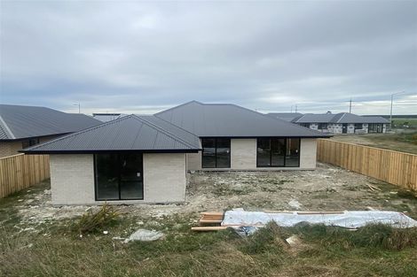 Photo of property in 15 Fountain Place, Rolleston, 7614