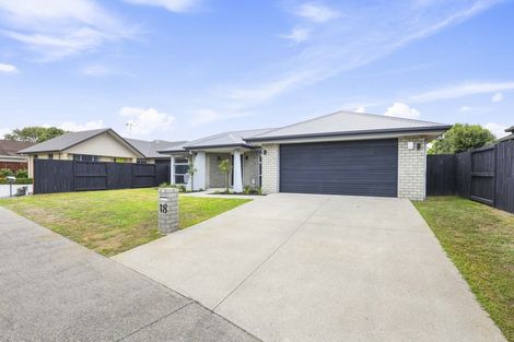 Photo of property in 18 Farleigh Close, Huntington, Hamilton, 3210
