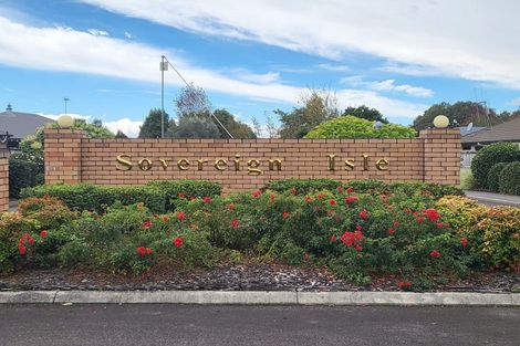 Photo of property in 7 Sovereign Isle Lane, Rototuna, Hamilton, 3210