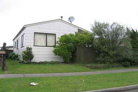 Photo of property in 19 Hilton Grove, Kelvin Grove, Palmerston North, 4414