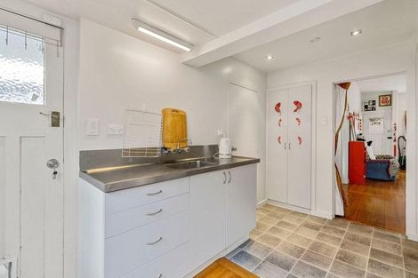 Photo of property in 95 Nursery Road, Phillipstown, Christchurch, 8011