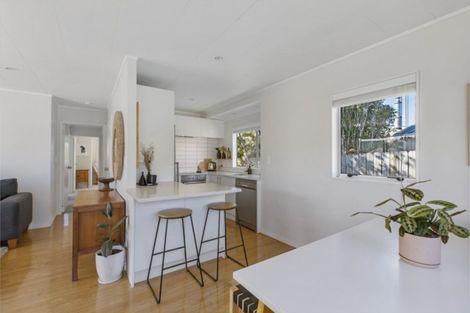 Photo of property in 42a Rautawhiri Road, Helensville, 0800