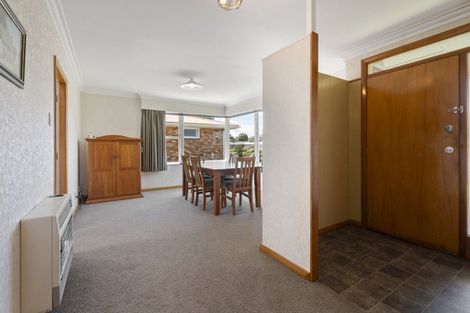 Photo of property in 19 Henare Street, West End, Palmerston North, 4412