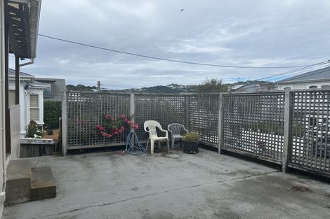 Photo of property in 79 Austin Street, Mount Victoria, Wellington, 6011