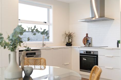 Photo of property in 9 Anawhata Lane, Papamoa, 3118