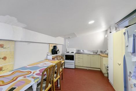 Photo of property in 5u7 Hopper Street, Mount Cook, Wellington, 6011