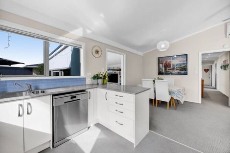 Photo of property in 14 Culzean Grove, Bell Block, New Plymouth, 4312