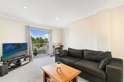 Photo of property in 11/4 Keeling Road, Henderson, Auckland, 0612