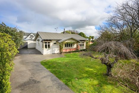 Photo of property in 30 Rangitane Street, Palmerston North, 4414