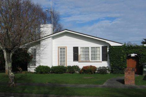 Photo of property in 1 Rakino Place, Awapuni, Palmerston North, 4412