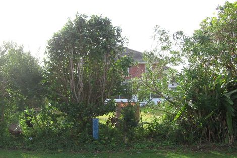Photo of property in 20 Tiroroa Avenue, Te Atatu South, Auckland, 0610