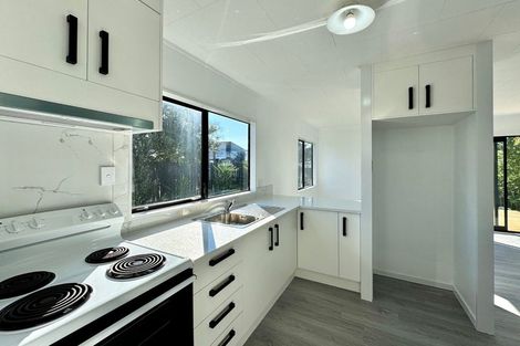 Photo of property in 1/22 Barneys Farm Road, Clendon Park, Auckland, 2103