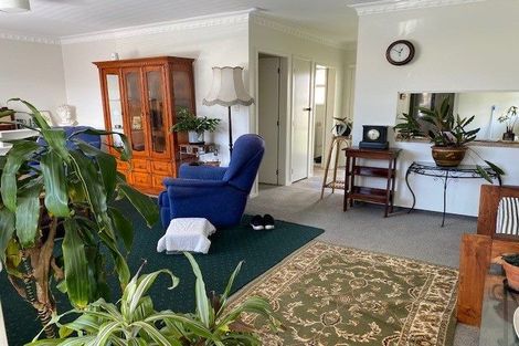Photo of property in 2/4 Linklater Avenue, Bellevue, Tauranga, 3110