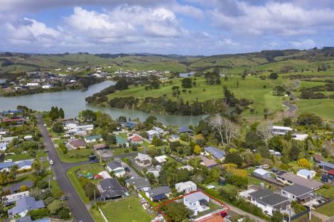 Photo of property in 66a Wainui Road, Raglan, 3225