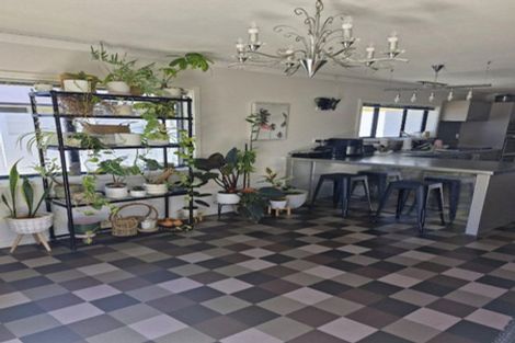 Photo of property in 66 Ngamotu Road, Spotswood, New Plymouth, 4310