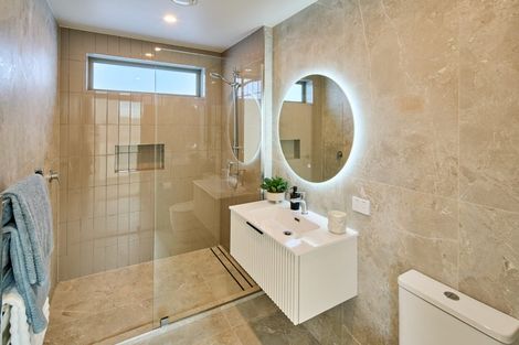 Photo of property in 26 Koreke Close, Kenepuru, Porirua, 5022