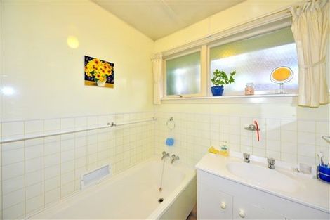 Photo of property in 14 Rosedale Place, Avonhead, Christchurch, 8042