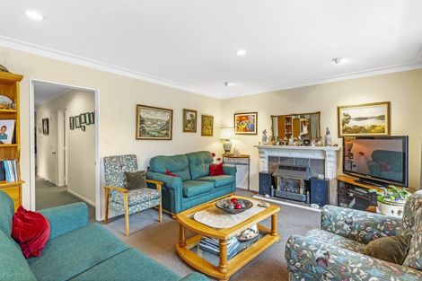 Photo of property in 12 Rua Road, Paraparaumu Beach, Paraparaumu, 5032