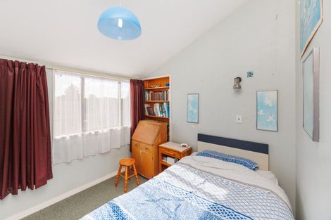 Photo of property in 2a Bristol Crescent, Roslyn, Palmerston North, 4414