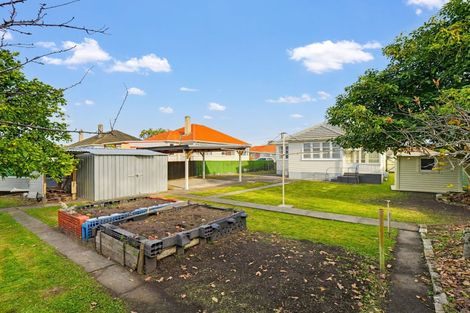 Photo of property in 16 Victory Place, Aramoho, Whanganui, 4500