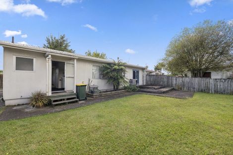 Photo of property in 2b Cherrywood Place, Western Heights, Rotorua, 3015