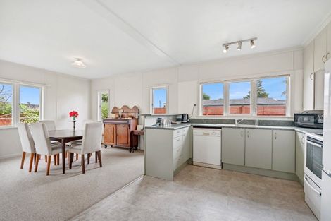 Photo of property in 172 One Tree Point Road, One Tree Point, 0118