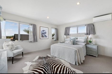 Photo of property in 31 Lucca Crescent, Flat Bush, Auckland, 2019