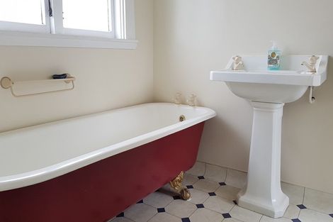 Photo of property in 70 Sale Street, Hokitika, 7810