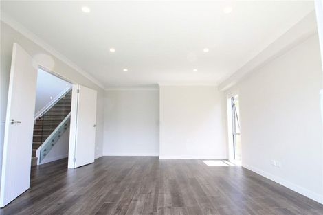 Photo of property in 50 Headland Drive, Long Bay, Auckland, 0630