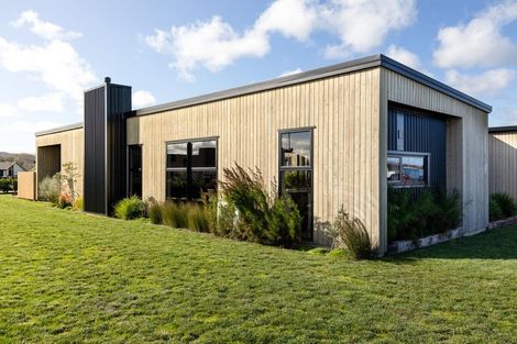 Photo of property in 18 Kaniera Terrace, Cambridge, 3434