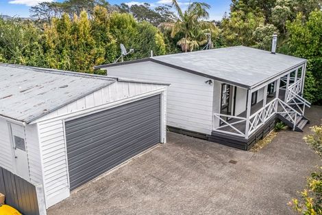 Photo of property in 1/47 Farquhar Road, Glendene, Auckland, 0602