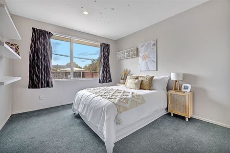 Photo of property in 24 Inwoods Road, Parklands, Christchurch, 8083