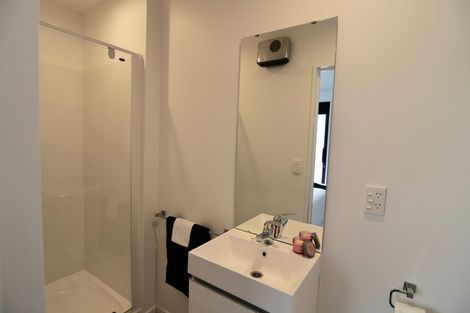 Photo of property in 138d Holly Road, St Albans, Christchurch, 8014