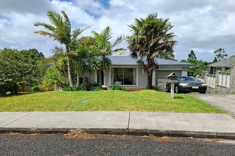 Photo of property in 22 Raymond Terrace, Northcote, Auckland, 0627