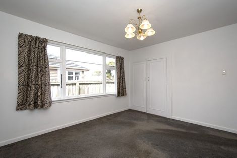 Photo of property in 2/62 Marlow Road, Aranui, Christchurch, 8061
