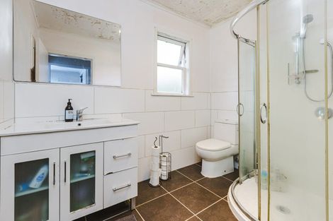 Photo of property in 5 Clendon Avenue, Papatoetoe, Auckland, 2025