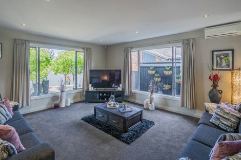 Photo of property in 4 Little George Place, Whitianga, 3510